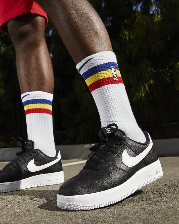 Nike Air Force 1 '07 Muške Tenisiće Crne Bijele | HR-64239TIZW