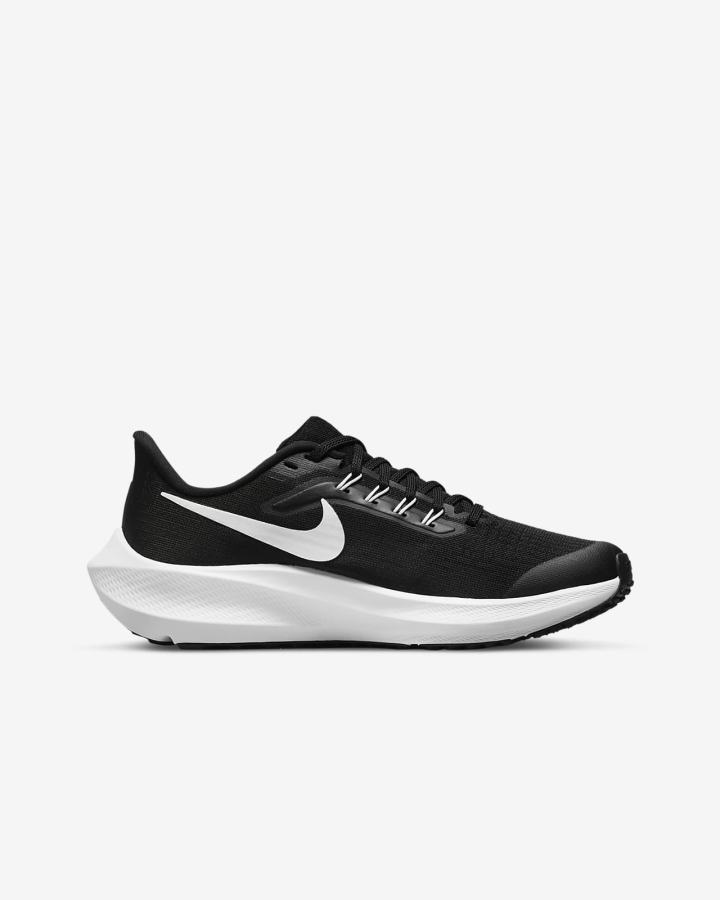 Nike Air Zoom Pegasus 39 Kids Road Za Dječake Tenisiće Crne Bijele | HR-49572QCAY