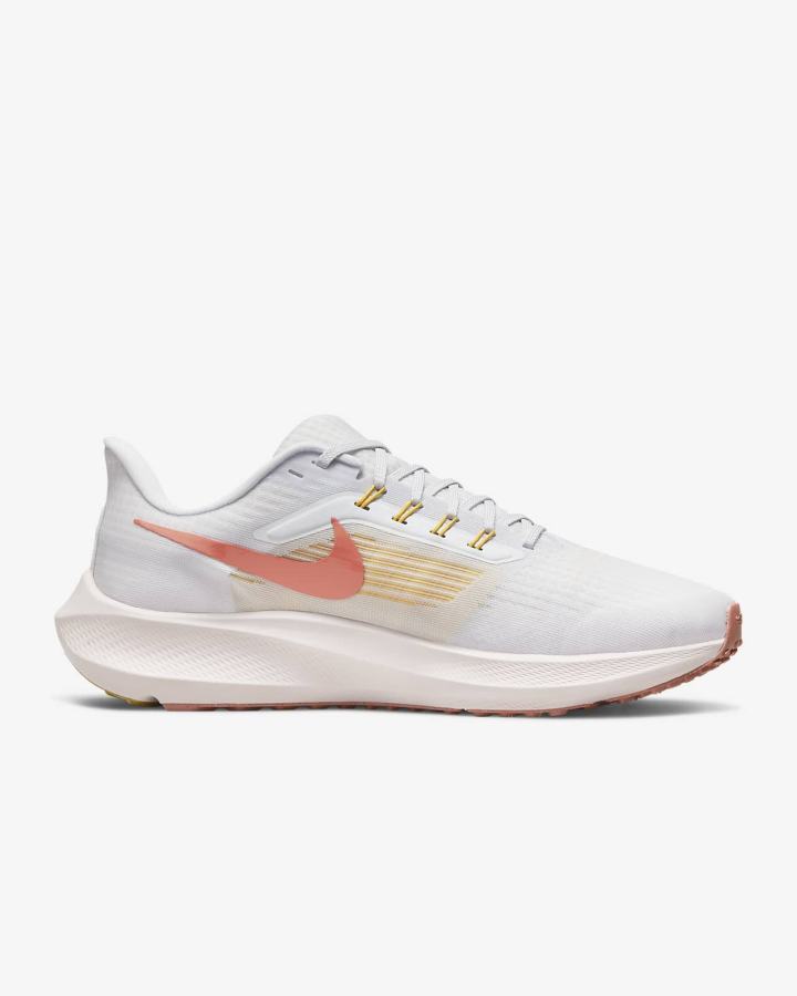 Nike Air Zoom Pegasus 39 Road Ženske Tenisiće Bijele | HR-92103OAYV