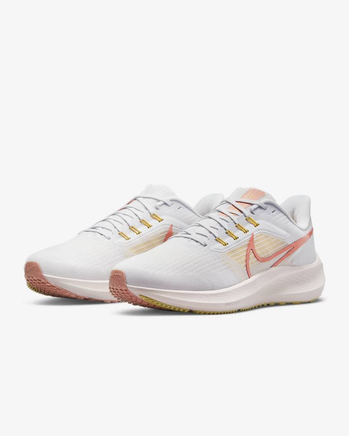 Nike Air Zoom Pegasus 39 Road Ženske Tenisiće Bijele | HR-92103OAYV