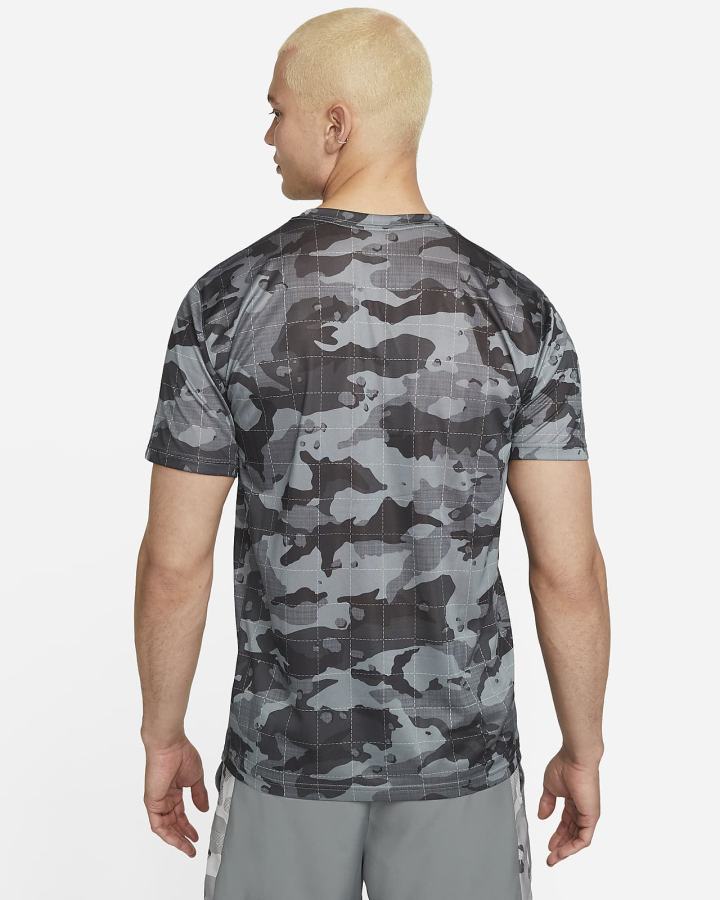 Nike Dri-FIT Legend Camo Training Muške Majice Sive | HR-27104XUVF