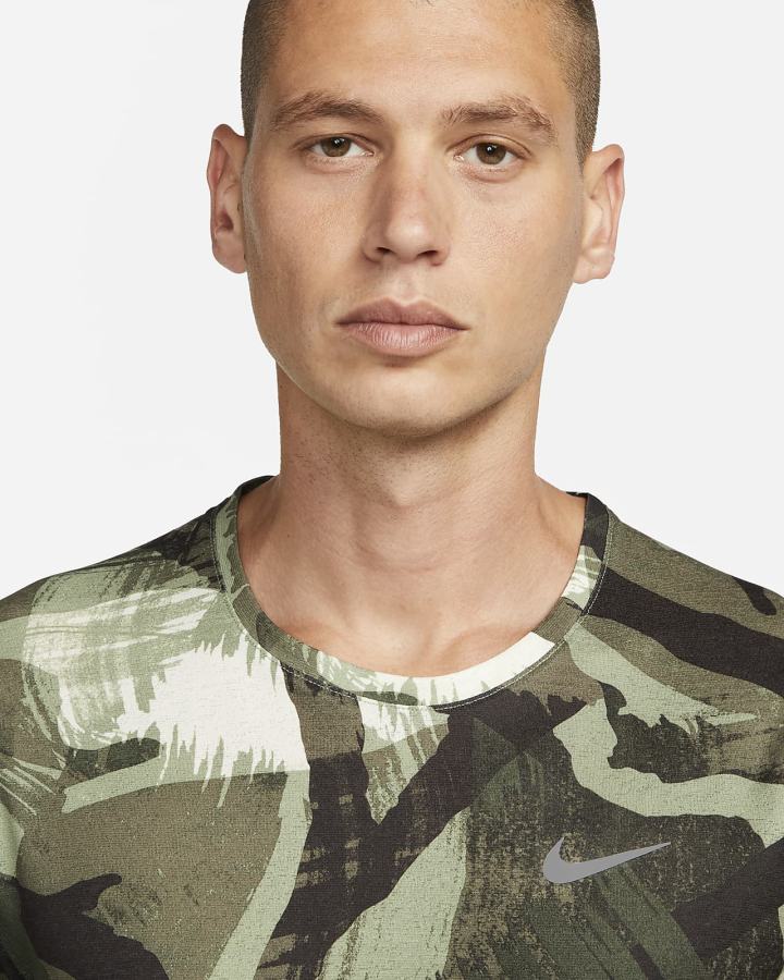 Nike Dri-FIT Miler Short-Sleeve Camo Muške Majice Zelene | HR-21398SIPZ