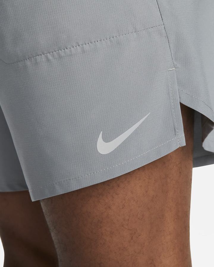 Nike Dri-FIT Stride 7