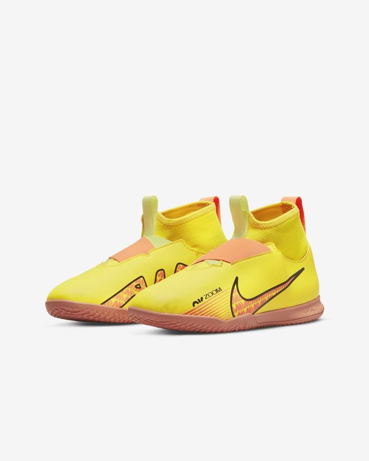 Nike Jr. Mercurial Zoom Superfly 9 Academy KM IC Kids Indoor/Court Za Djevojčice Nogometne Tenisice Žute | HR-28619NXPB