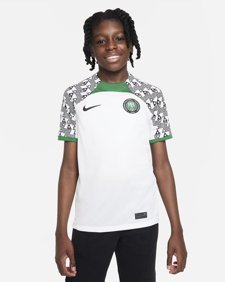 Nike Nigeria 2022/23 Stadium Away Kids Dri-FIT Soccer Za Dječake Dres Bijele Tamno Zelene Crne | HR-05489PNWB