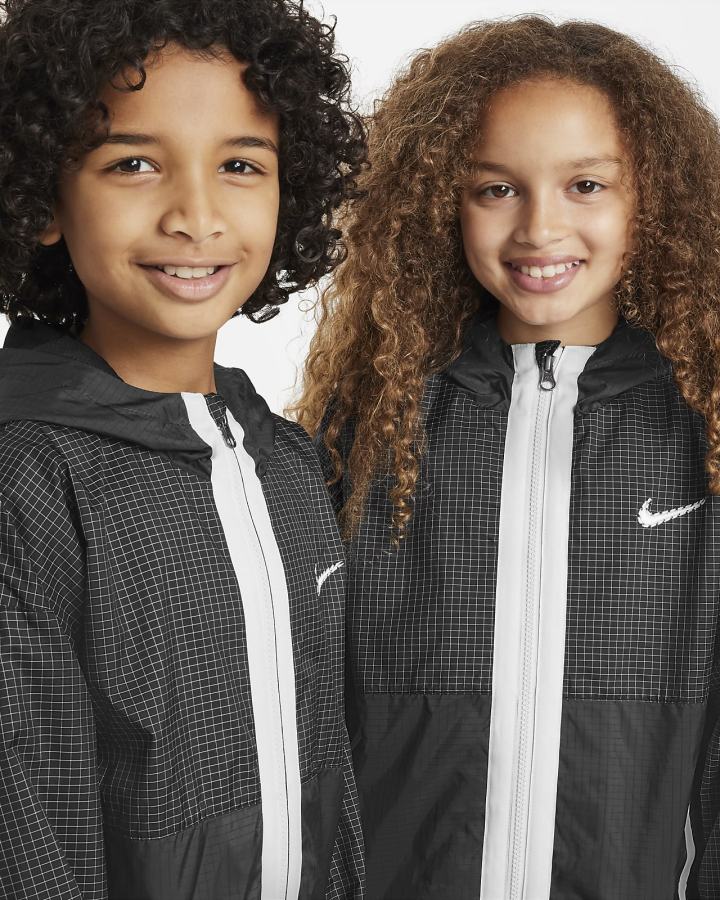 Nike Outdoor Play Kids Woven Za Dječake Jakne Crne Tamno Sive | HR-82913DSOI