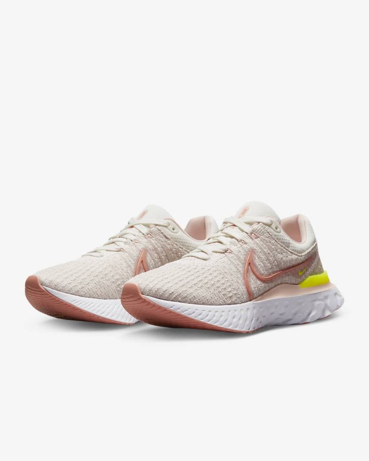 Nike React Infinity Run Flyknit 3 Road Ženske Tenisiće Roze | HR-08236IFWE