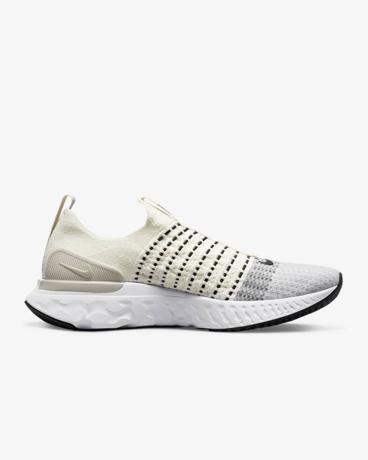 Nike React Phantom Run Flyknit 2 Road Muške Tenisiće Bijele Svijetlo Bež Crne | HR-54810FVHA