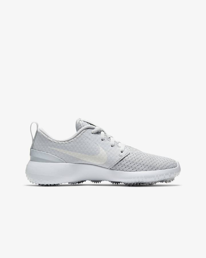 Nike Roshe G Jr. Kids Za Djevojčice Cipele Za Golf Platine Bijele Metalne Bijele | HR-94210TQRI