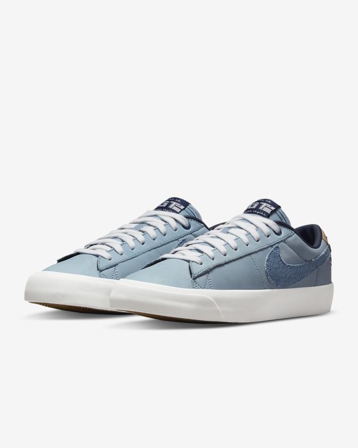 Nike SB Zoom Blazer Low Pro GT Premium Muške Skate Obuća Bijele Svijetlo Smeđe Tamnoplave | HR-37514OARG