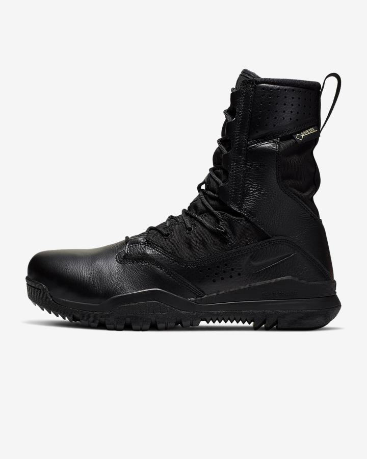 Nike SFB Field 2 8\