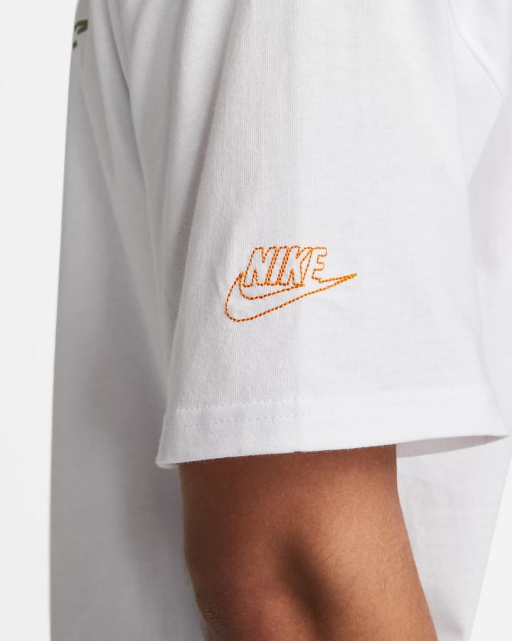 Nike Sportswear 