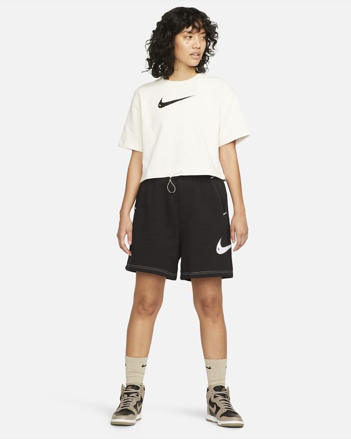 Nike Sportswear Swoosh Short Sleeve Crop Top (Plus Size) Ženske Majice Crne | HR-43571SHYF