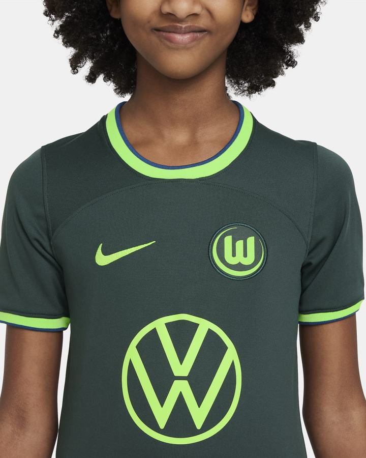 Nike VfL Wolfsburg 2022/23 Stadium Away Kids Dri-FIT Soccer Za Djevojčice Dres Svijetlo Zelene | HR-81526FCAS